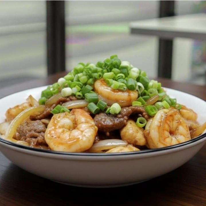 Lunch Mongolian Triple.